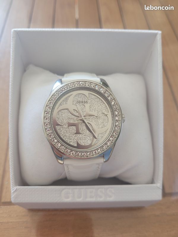 Montre femme Guess G Twist (image 1)