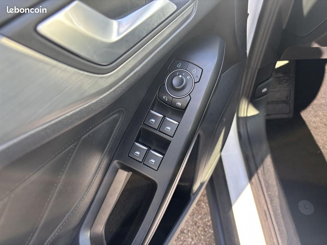 FORD FOCUS SW 1.0 Flexifuel mHEV 125 ch PowerShift S&S Titanium X Business (image 13)