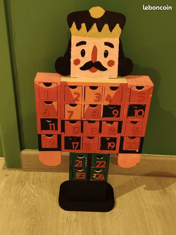 Calendrier De L'Avent Casse-Noisette En Bois– 24 Cases Bois Décoratives De Noël - Mes Courses En Vrac