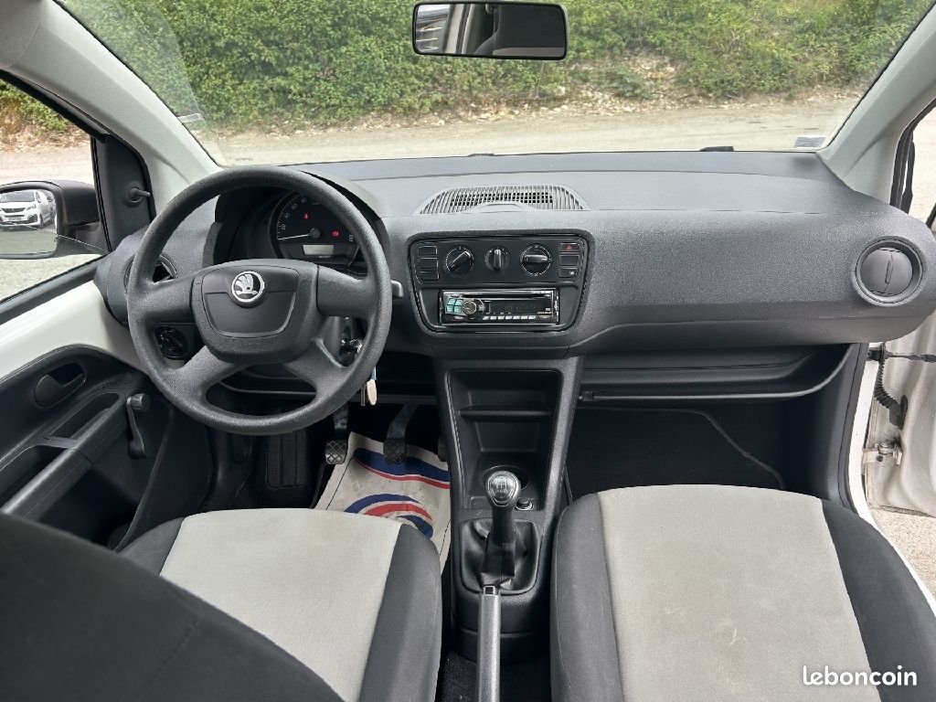 Skoda Citigo 1.0 12v MPI 60 ch Elegance (image 6)