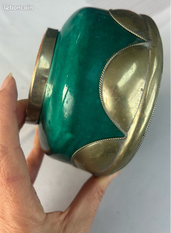 Bol ethnique céramique verte et métal (image 5)