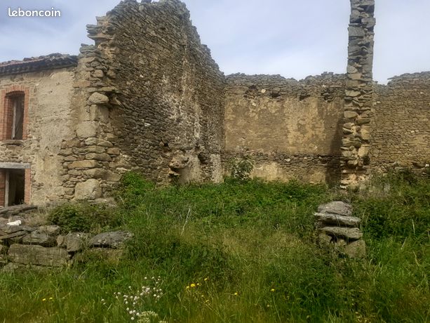 Ruine maison à vendre