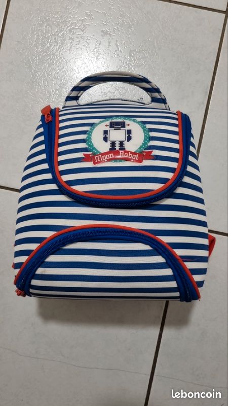 Trois maillots de bain et sac à dos (image 1)