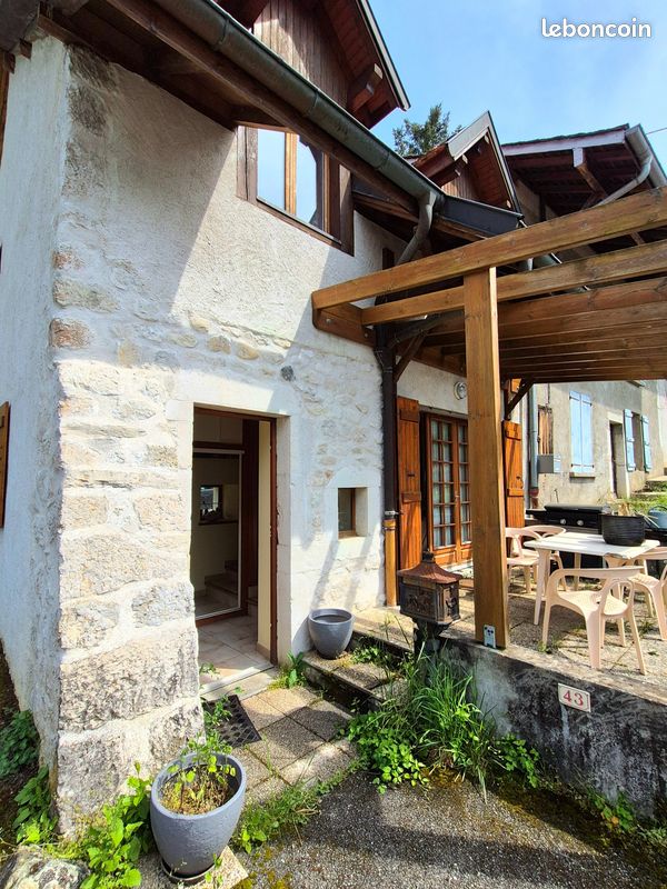 Maison 4 pièces 102 m² · à Clarafond-Arcine · 102 m² · 365 000 €