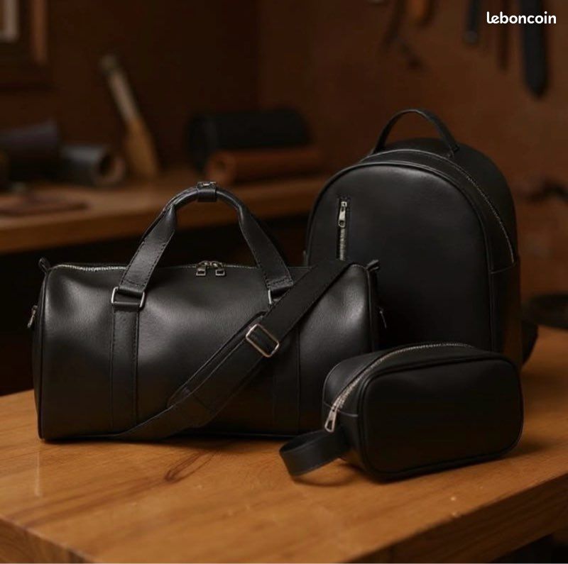 Lot de trois Bagages en cuir noir (image 1)