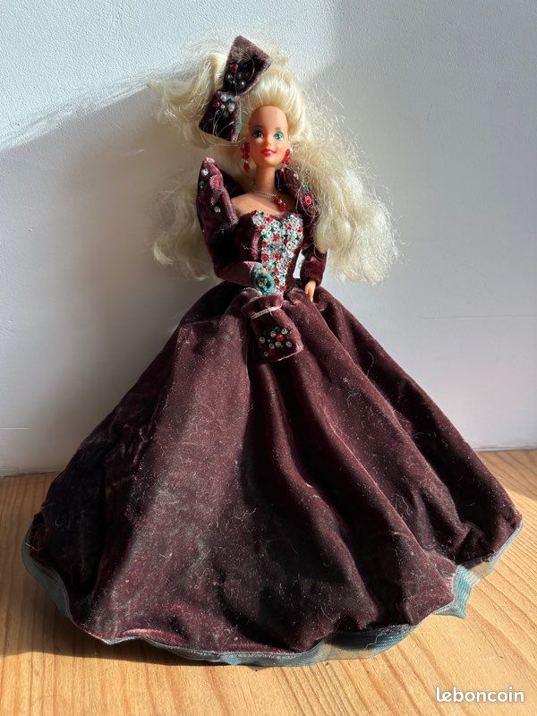 Barbie en robe de soirée Vintage 1976 Jeux Jouets