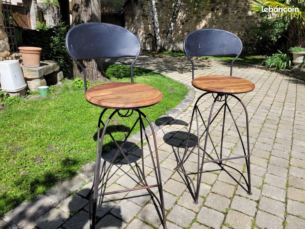 Tabourets de bar tournant fer forgé et bois (image 1)