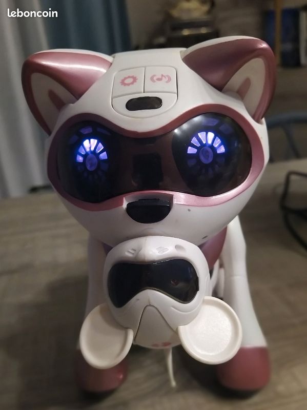 Robot chat avec souris de Teksta (image 3)