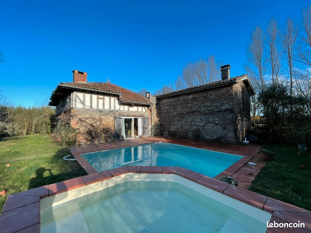 Maison 16 pièces 297 m² · à Le Fousseret · 297 m² · 600 000 €