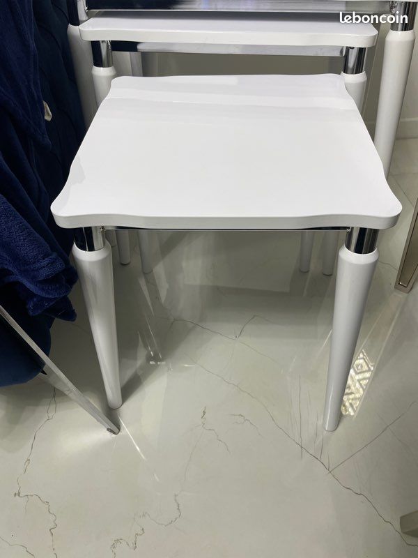 Tables d’appoint (image 2)