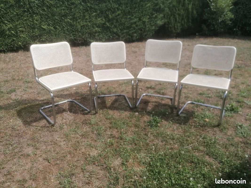 Ensemble de 4 chaises vintage en canage blanc (image 1)