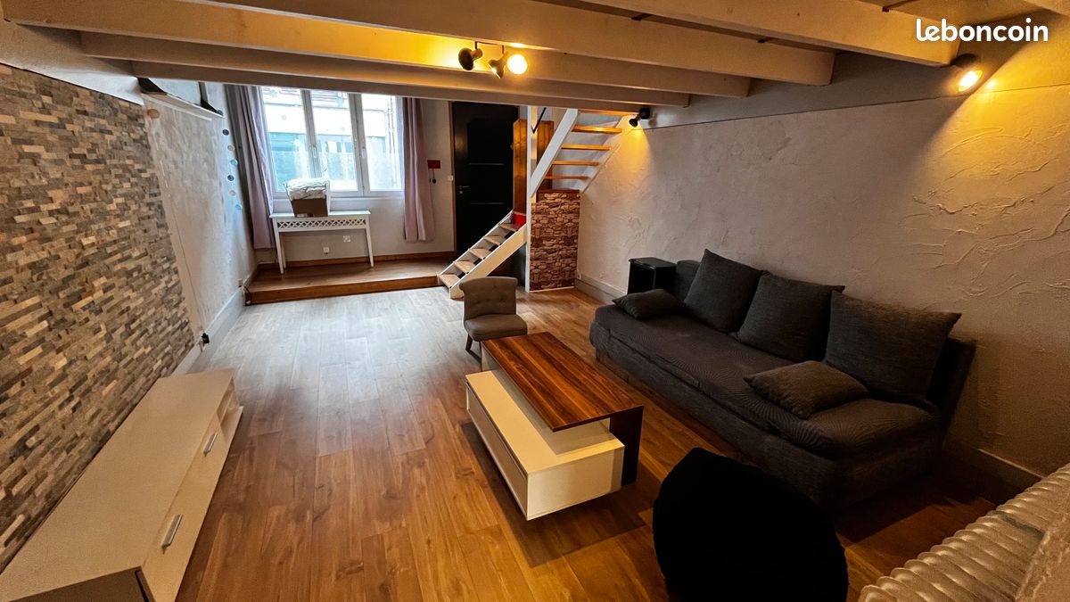 Immeuble 6 pièces 147 m² · à Salins-les-Bains · 147 m² · 112 000 €