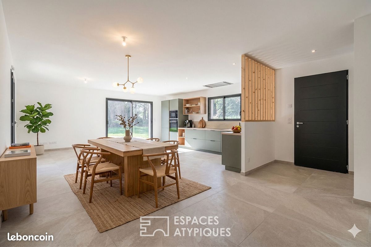 Maison 5 pièces 125 m² · à Toussieux · 125 m² · 539 000 €