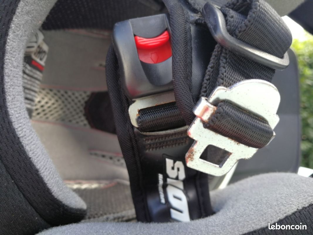 Casque motocross Shot taille L (image 2)