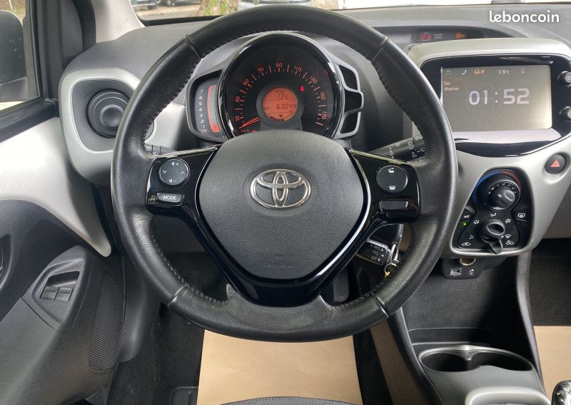 Toyota AYGO 1.0 VVT-I 69CH X-PLAY 5P (image 7)