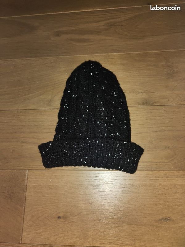 Bonnet d'hiver noir (image 1)