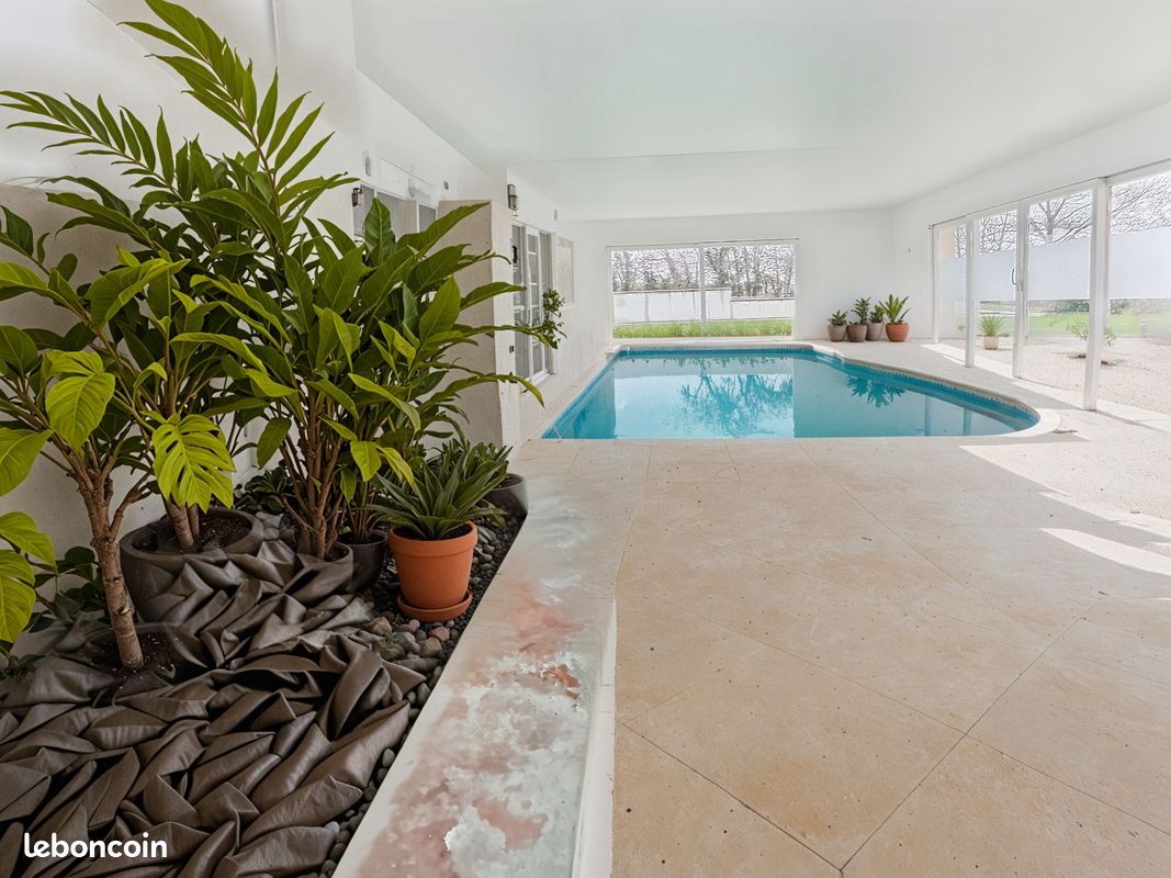 Maison 10 pièces 500 m² · à Vers · 500 m² · 1 950 000 €