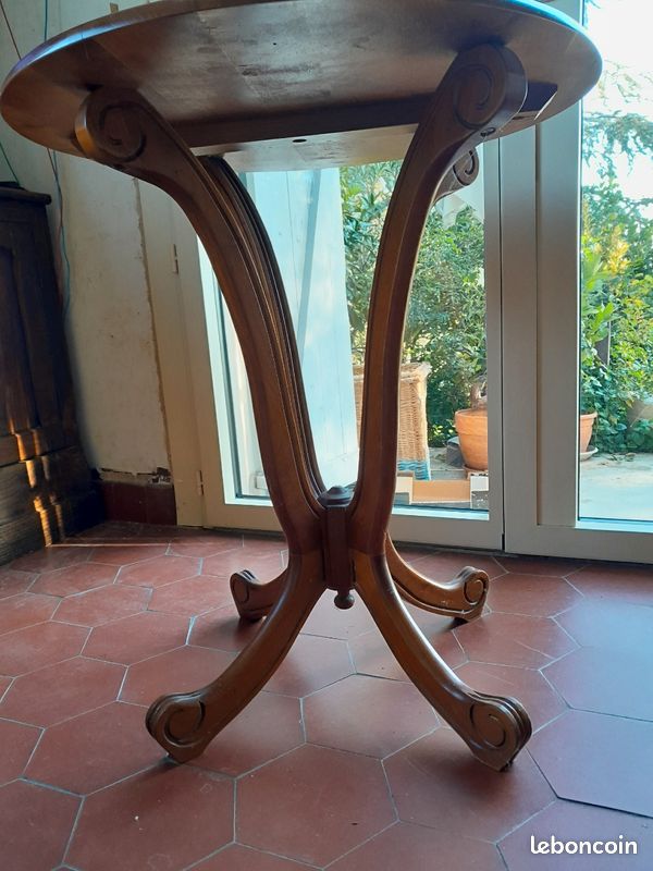 Gueridon ou table de salon (image 2)
