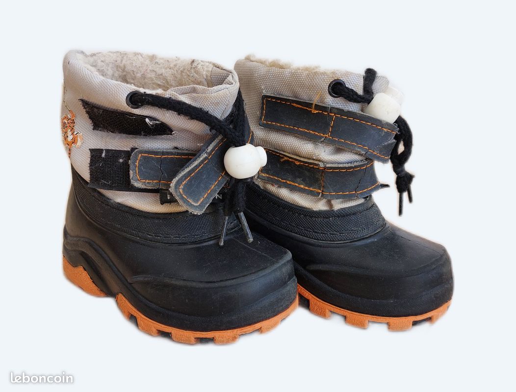Bottes de neige enfant taille 20/21 Chaussures