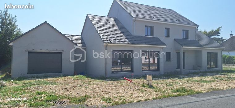 Maison 7 pièces 217 m²