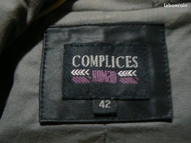 Veste à capuche , femme 42 complice ,noire , intérieur gris kaki (image 2)