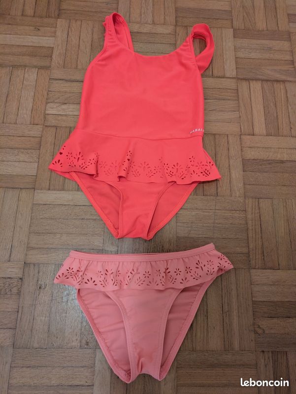 Lot 2 maillots de bain fille 4-5 ans TBE (image 1)