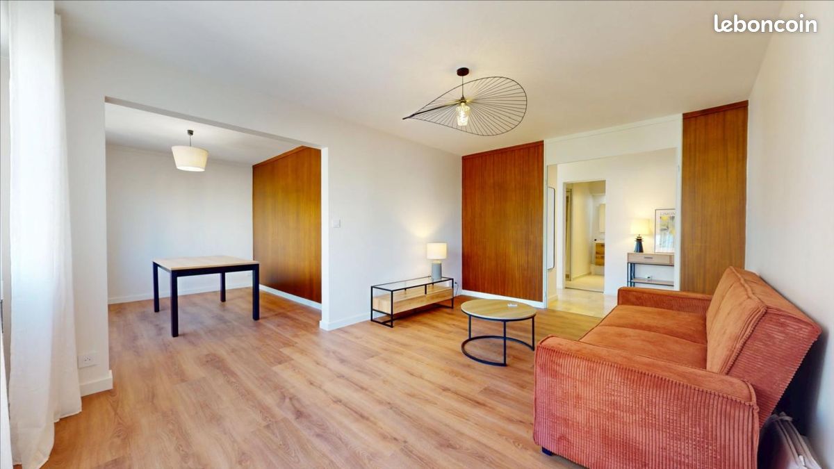 Appartement 4 pièces 73 m² · à Besançon · 73 m² · 950 €