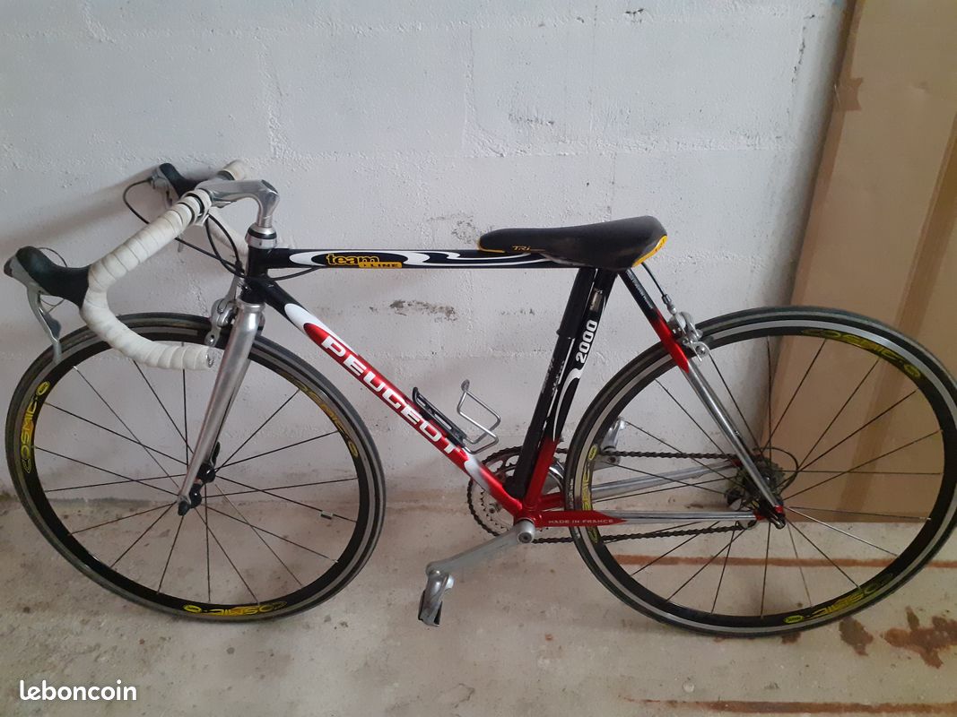 Vélo de course (image 1)