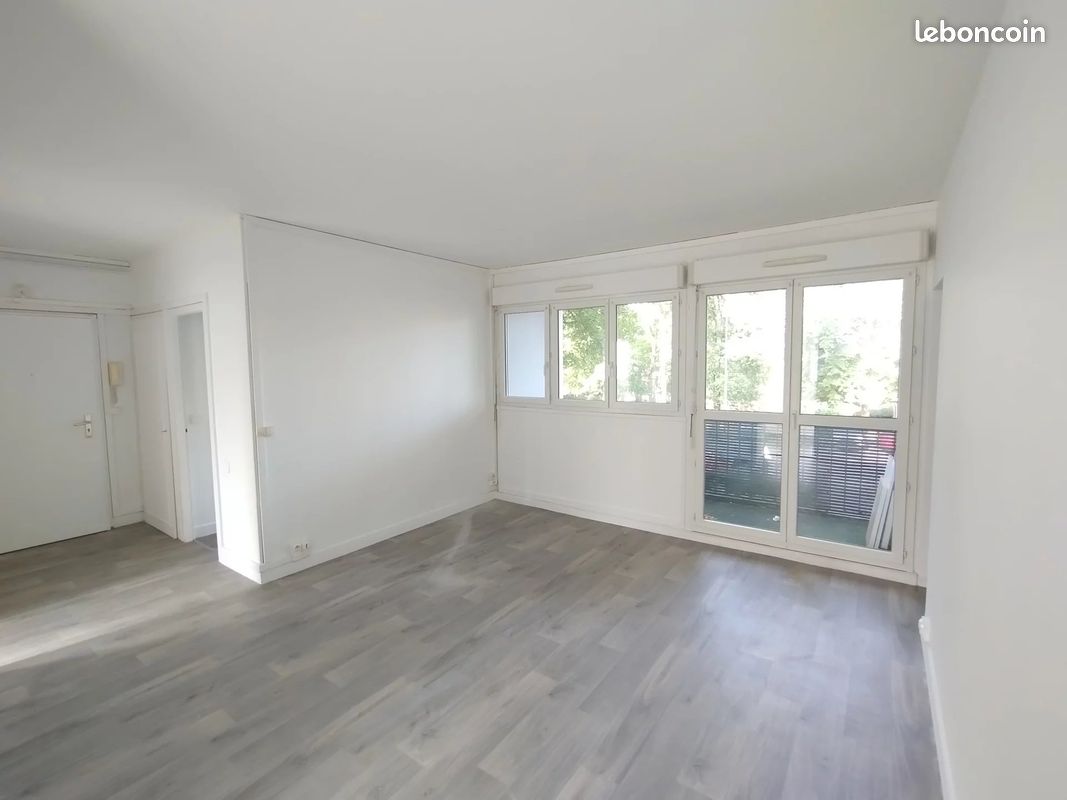 Appartement 4 pièces 71 m² · à Aubergenville · 71 m² · 102 000 €