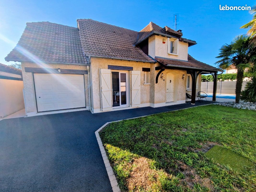 Maison 5 pièces 100 m² · à Varetz · 100 m² · 231 500 €