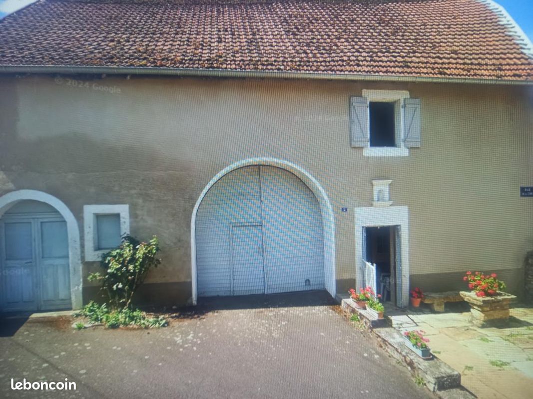 Maison 170 m² · à Vieilley · 170 m² · 245 000 €