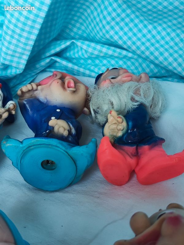 Lot 7 Nains Blanche-Neige Disney vintage figurines souples (image 16)