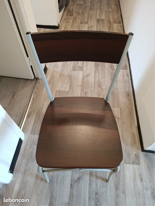 Lot 4 chaises (image 2)
