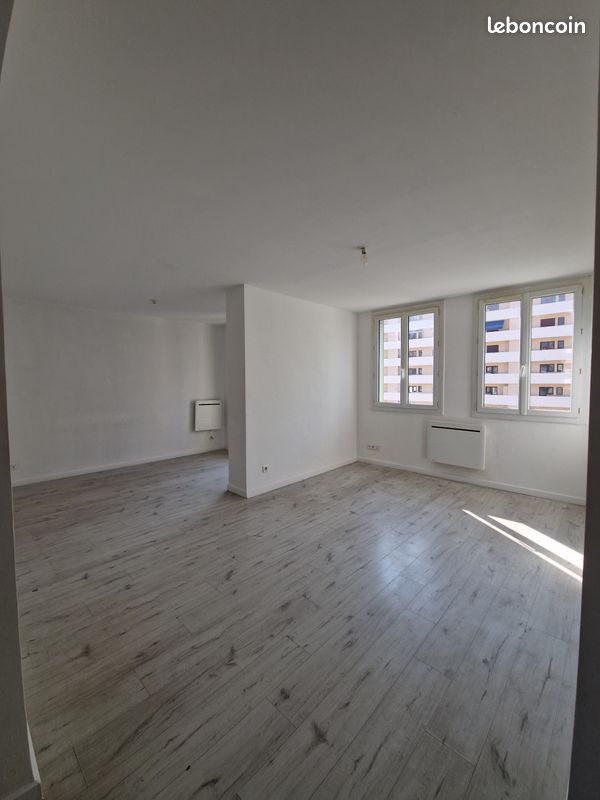 Appartement 4 pièces 78 m² · à Toulon · 78 m² · 1 350 €/mois