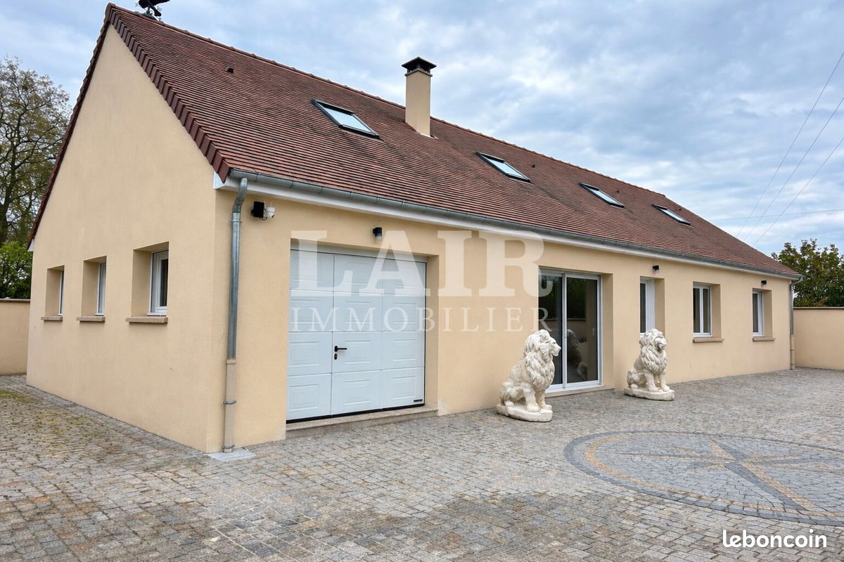 Maison 7 pièces 138 m² · à Argentan · 138 m² · 274 300 €