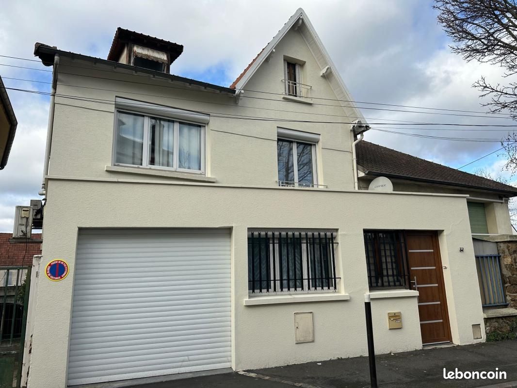 Maison 7 pièces 160 m² · à Stains · 160 m² · 320 000 €