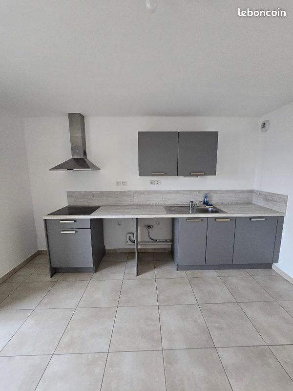 Appartement a louer beziers - 2 pièce(s) - 38 m2 - Surfyn