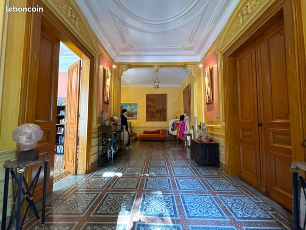 Propriété 11 pièces 380 m²