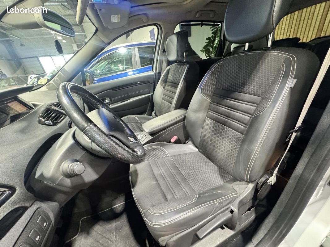 RENAULT SCENIC 1.6 dCi 130 Bose PHASE 3 (image 5)