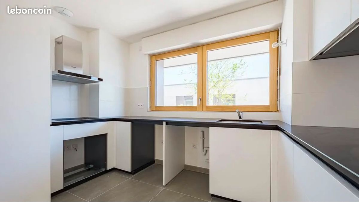 Appartement 3 pièces 71 m² · à Ville-d'Avray · 71 m² · 1 815 €/mois