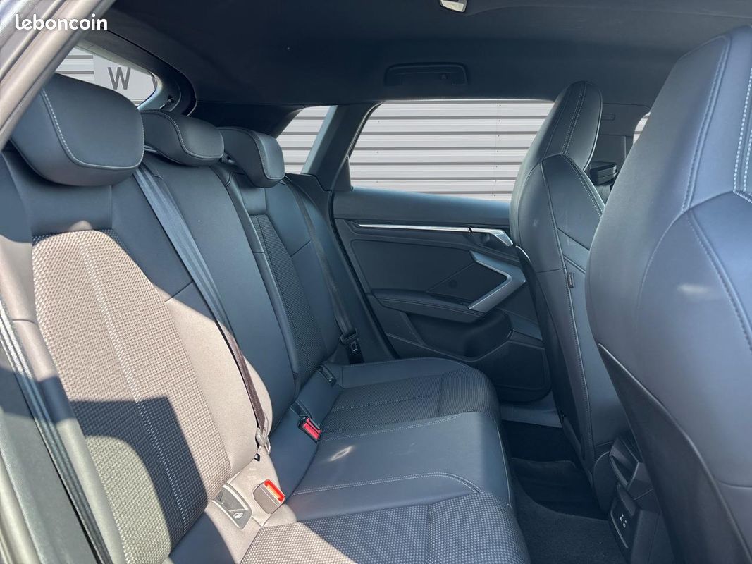 AUDI A3 SPORTBACK 40 TFSI e 204 S-Tronic 6 S-line (image 22)