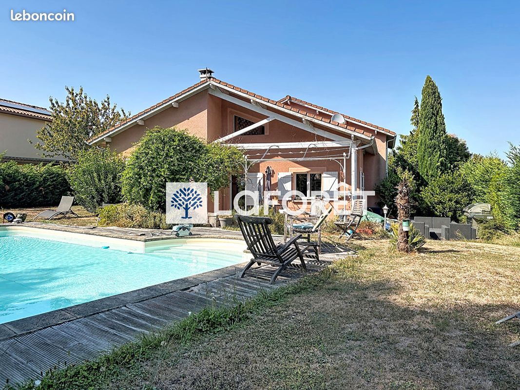 Maison 6 pièces 158 m² · à Tramoyes · 158 m² · 610 000 €