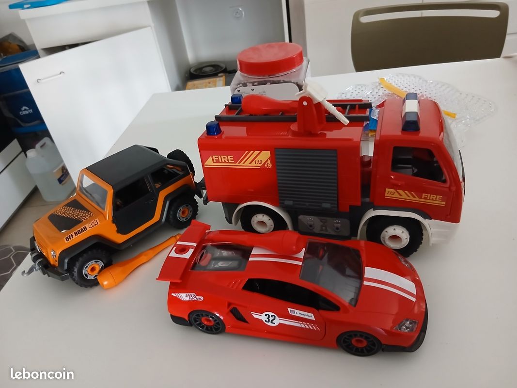 Revell junior kit camion+voiture+jeep (image 1)