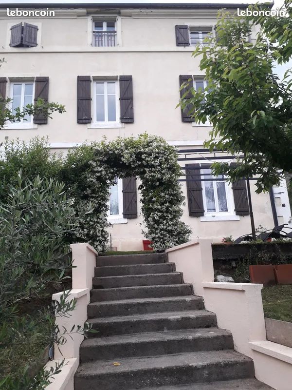 Maison 8 pièces 240 m² · à Aubin · 240 m² · 121 000 €