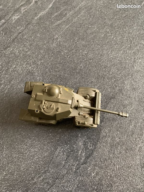 Automitrailleuse Panhard AML H90 F1 Solido 1/50 eme