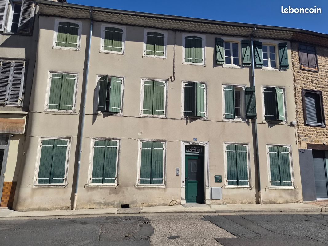 Appartement 1 pièce 50 m² · à Ambert · 50 m² · 270 €/mois
