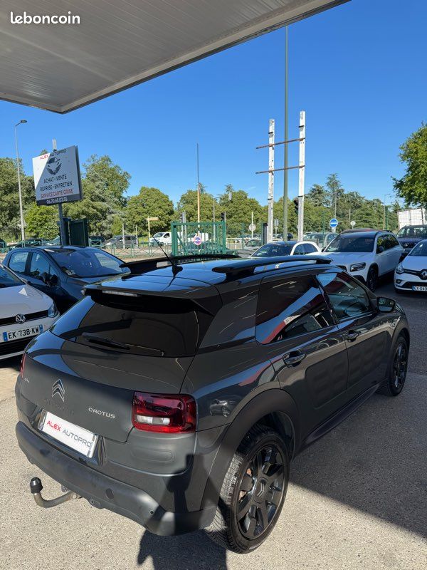 CITROËN C4 Cactus 1.6 Blue-HDi 100ch Shine Édition (CRIT’AIR 2) (image 4)