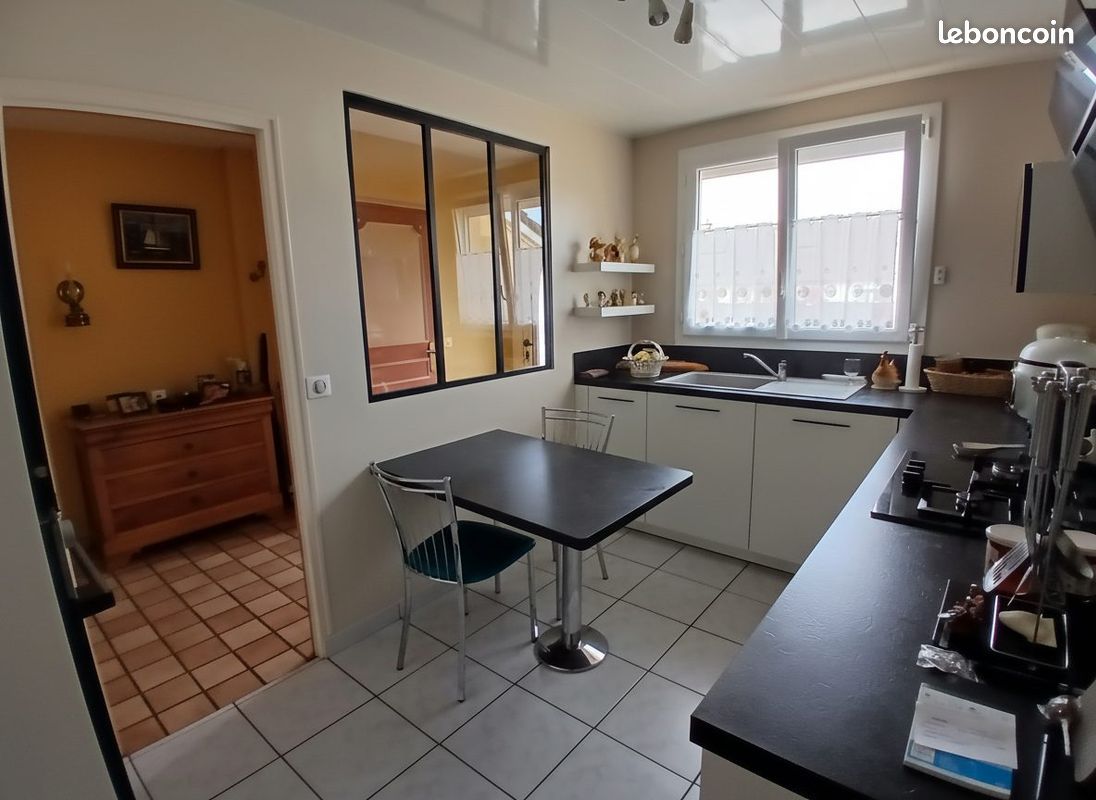 Maison 6 pièces 110 m² · à La Suze-sur-Sarthe · 110 m² · 37 200 €