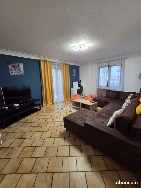 Appartement 5 pièces 96 m² · à Saint-Cyprien · 96 m² · 1 200 €/mois