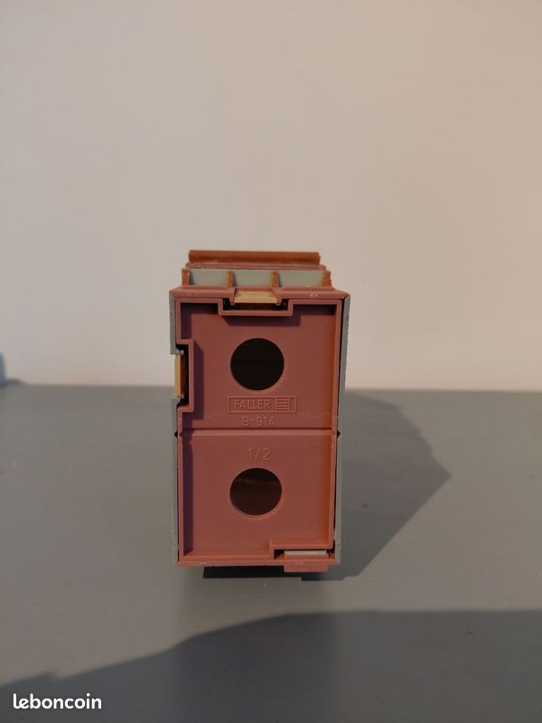 Maquette immeuble de ville ho (image 6)